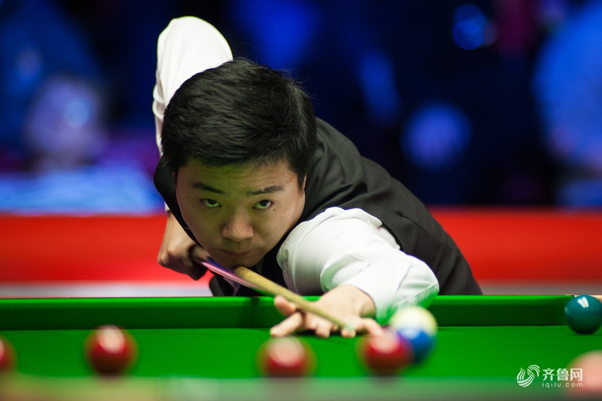 他不仅仅是 他不仅仅是