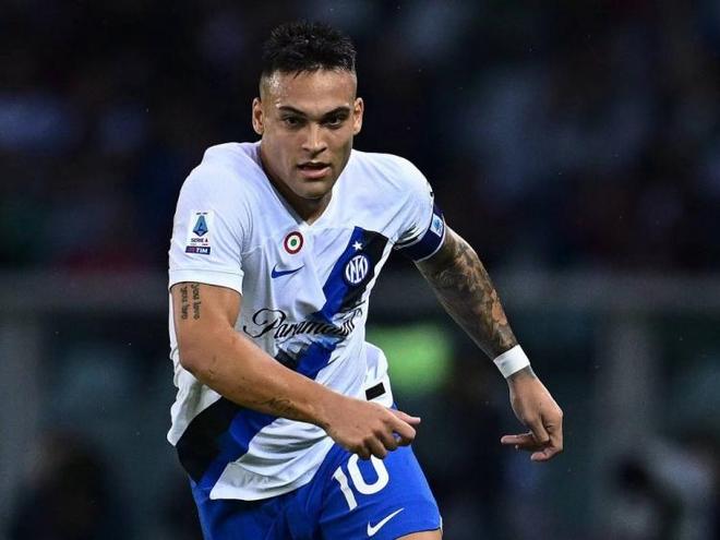 活动中深情 活动中深情